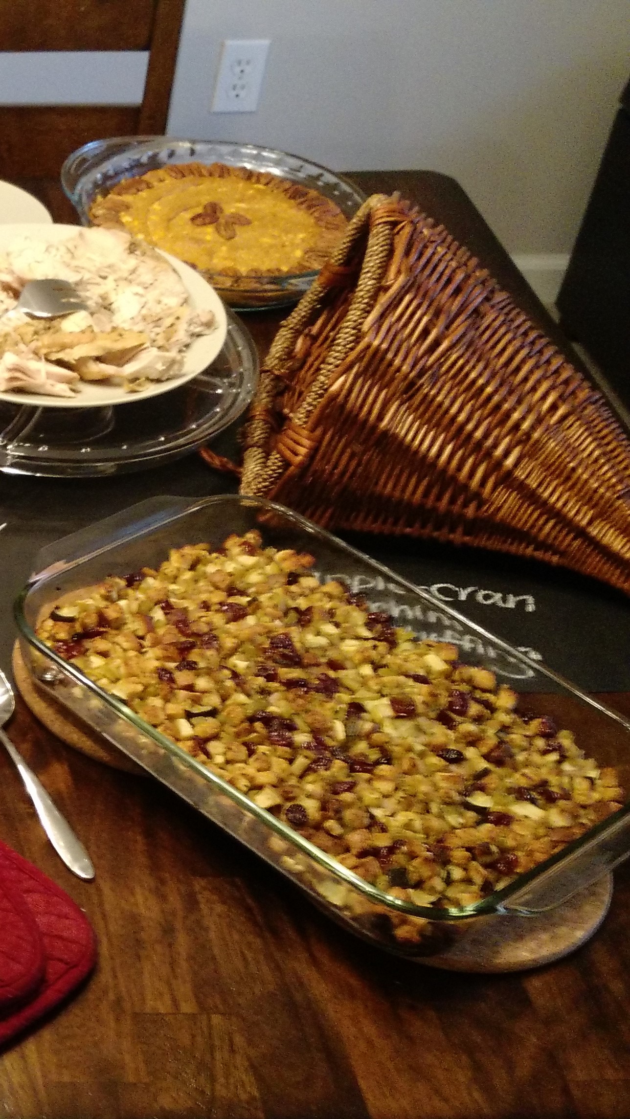 A Stuffing Recipe That Won’t Leave You Stuffed